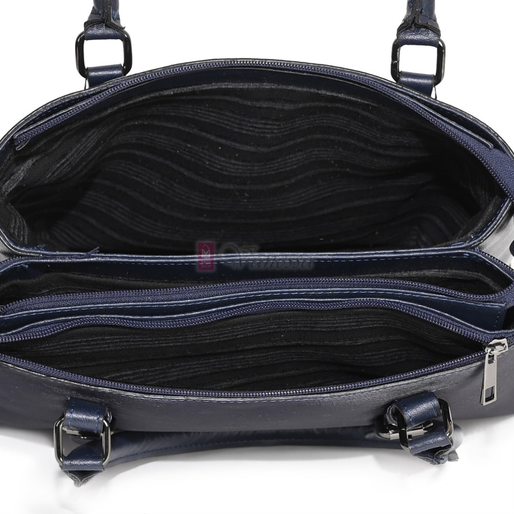 Елегантна дамска чанта от висококачествена еко кожа в тъмносин цвят. Код: APS